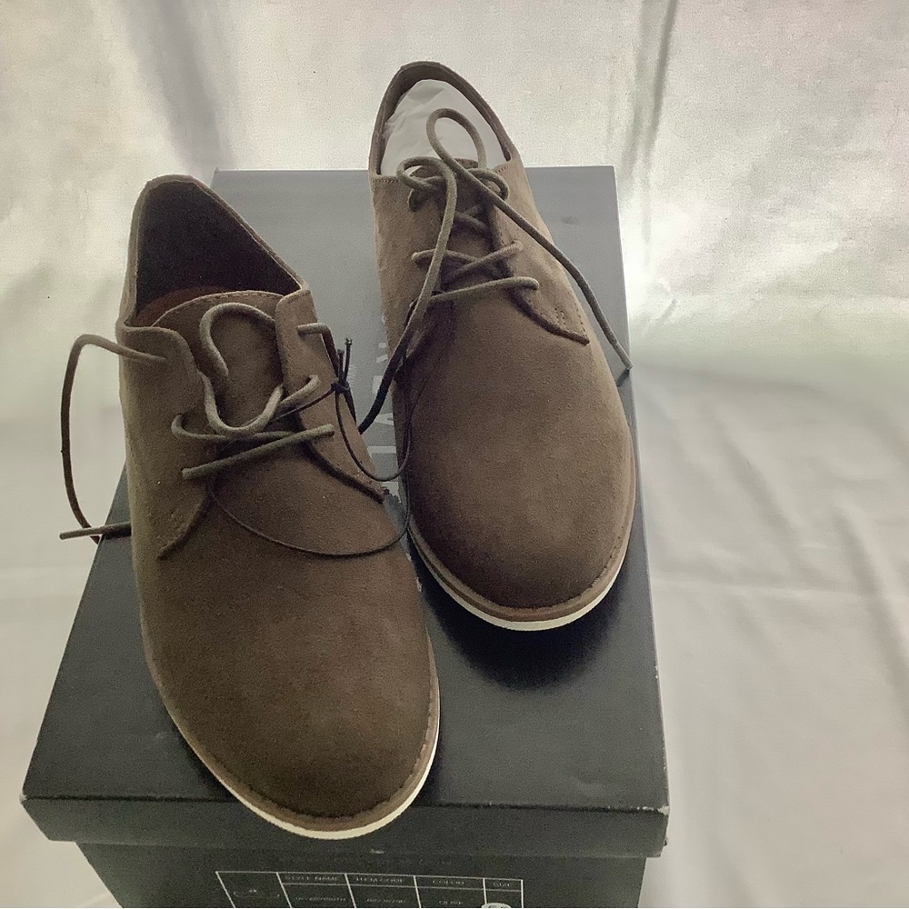 Women's Forever 21 olive oxford sz. 5.5 NEW